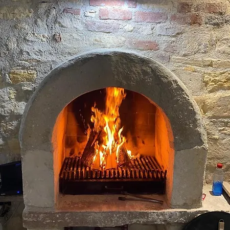 Oezel Tasarimli Tarihi Tas Ev * Çeşme